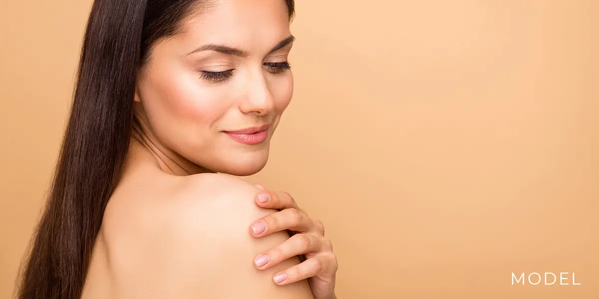 Model Free of Acne