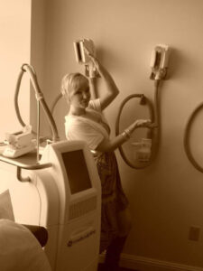 roxanne at coolsculpting training
