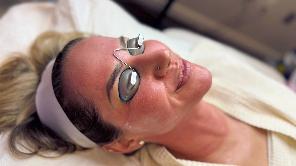 Med Spa Specials 1 buy a face package and get the neck free!